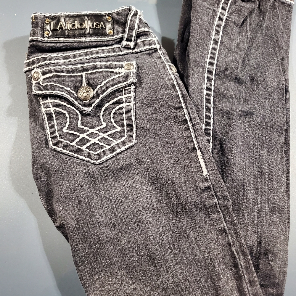LA idol jeans